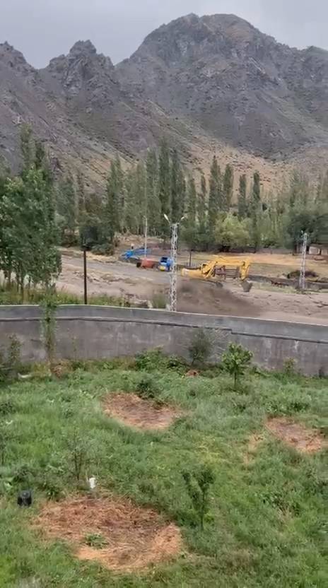 Kars'ta sağanak sele neden oldu: 8 köy sular altında kaldı, köprü yıkıldı 4